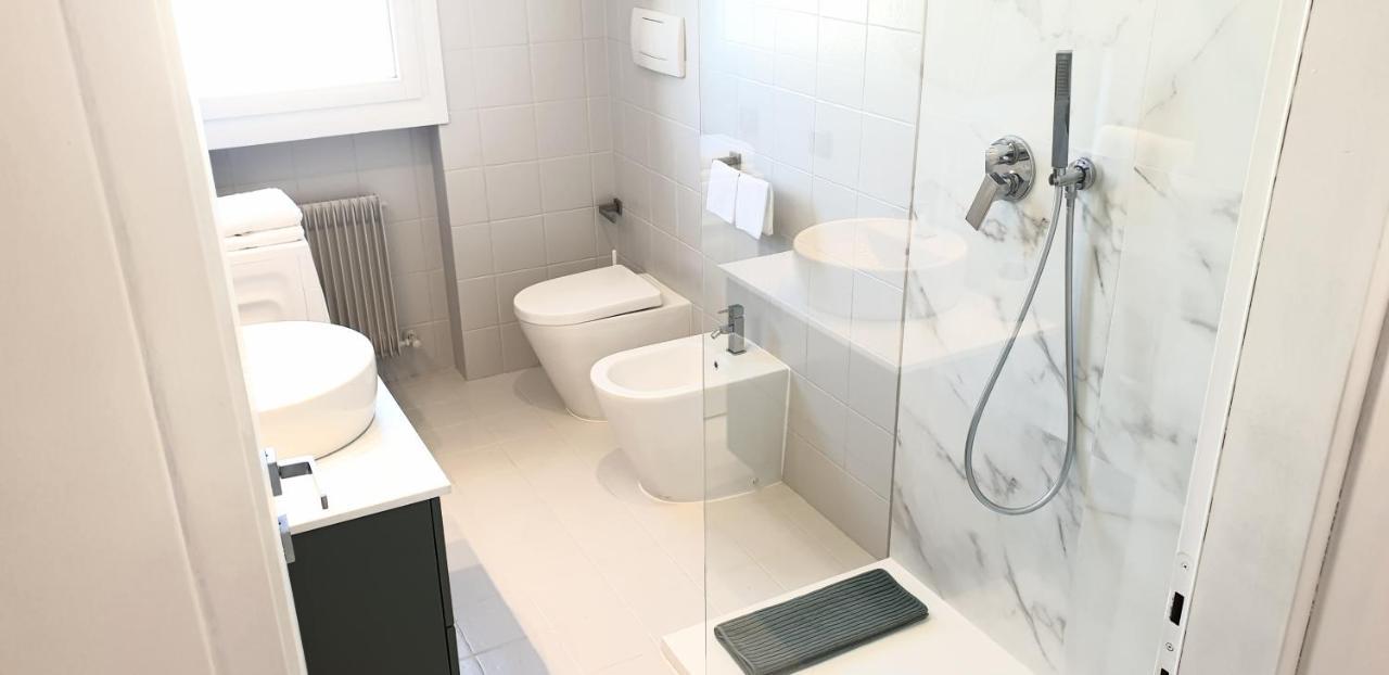 Venezia & Treviso Design Apartment By Anthea Homes Casièr エクステリア 写真