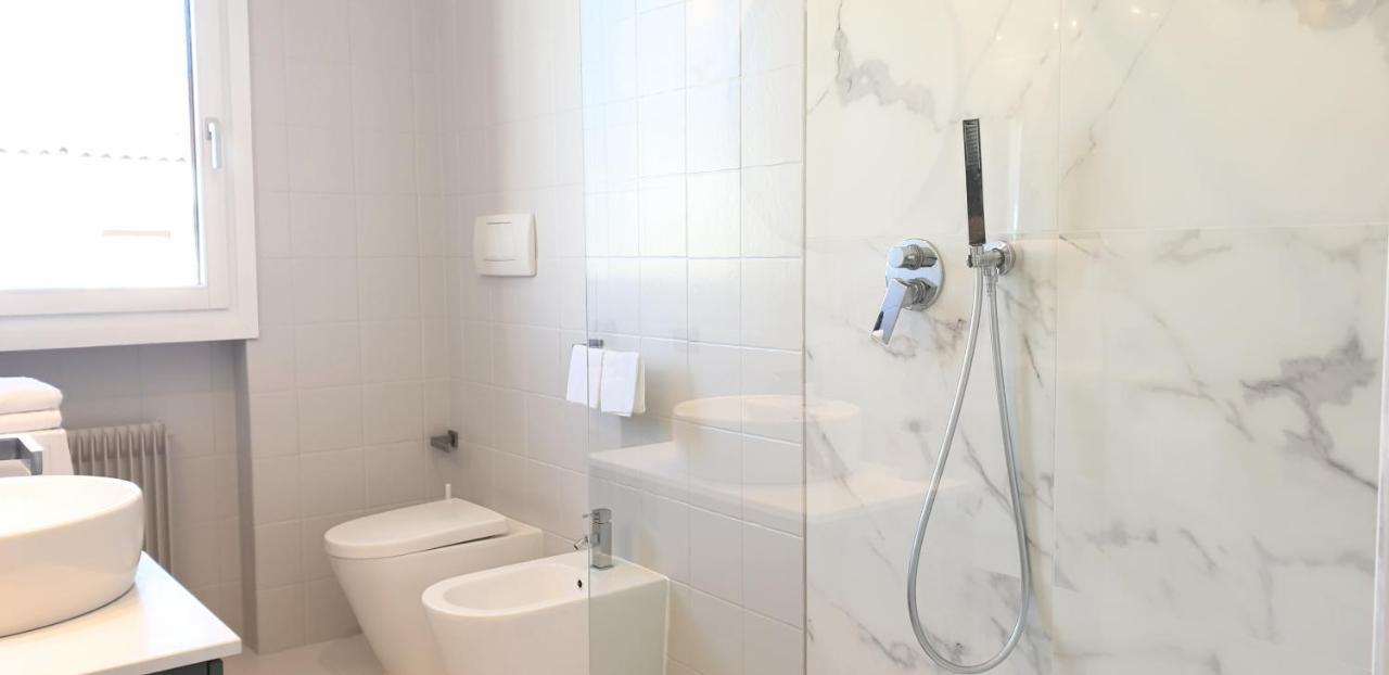Venezia & Treviso Design Apartment By Anthea Homes Casièr エクステリア 写真
